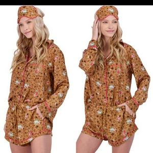 NWT Plush 3 Piece Pajama Set